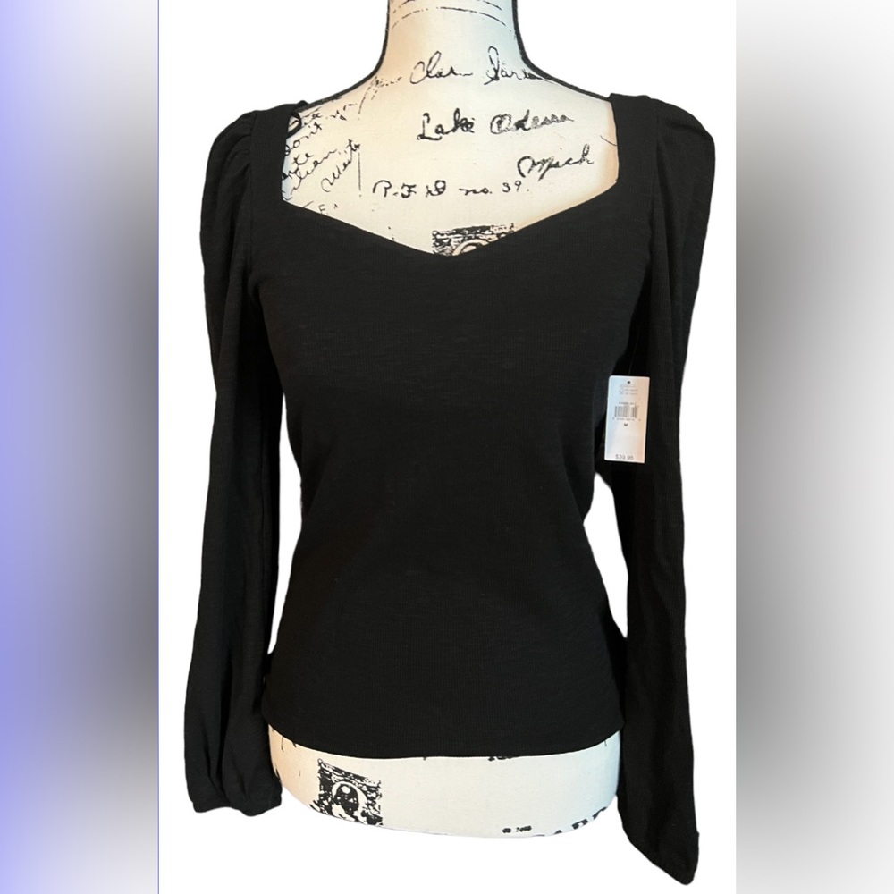 NWT GAP Black V-Neck Sweater